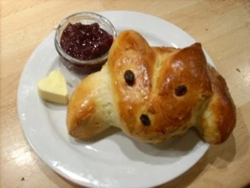 Oster-Frühstücks-Hasenbrötchen - Rezept