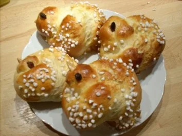 Oster-Hefe-Tauben - Rezept - Bild Nr. 3