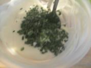 Saure Sahne Dip- selbst gemacht mit einer Salatgurke vereint . ;-) - Rezept