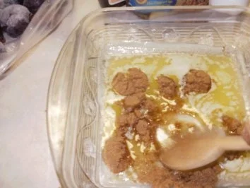 Kuchen- Obst- Umgedrehter Pflaumenkuchen- Schnell gebacken mit meinen ueberigen Pflaumen im Gefriehrfach - Rezept - Bild Nr. 3