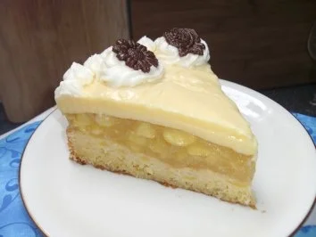 Rezept: Eierlikörtorte mit Äpfeln Bild Nr. 3 Eierlikörtorte mit Äpfeln - Rezept - Bild Nr. 3