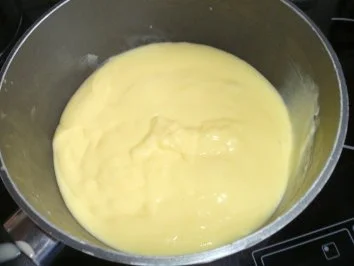 Rezept: Eierlikörtorte mit Äpfeln Bild Nr. 10 Eierlikörtorte mit Äpfeln - Rezept - Bild Nr. 10