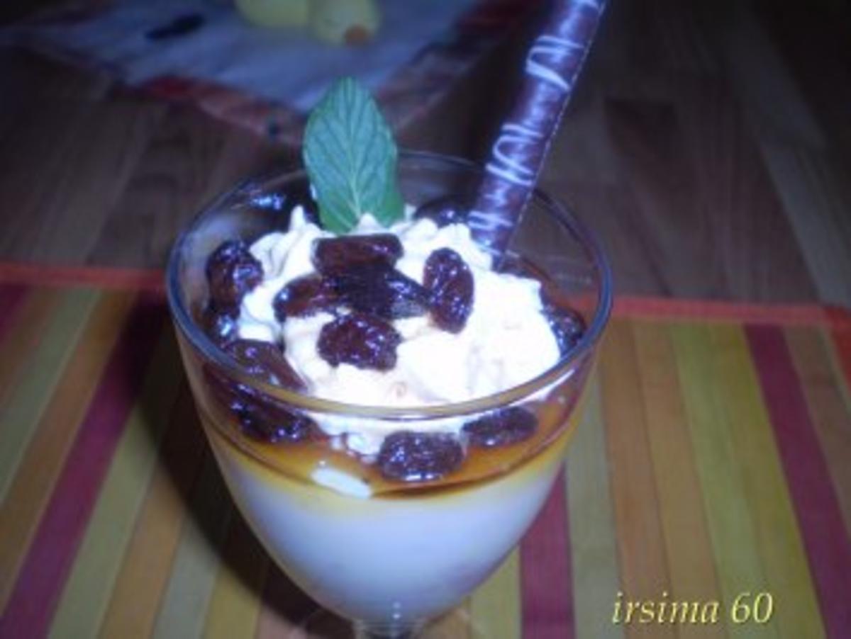 Sahnepudding mit Mandeln und Schuss - Rezept Durch irsima60