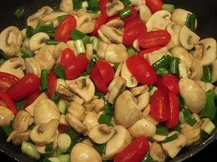 Tortellini, mit Mozzarella überbacken - Rezept - Bild Nr. 7