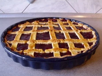 Rezept: Sauerkirschtorte mit Vanillesauce Sauerkirschtorte mit Vanillesauce - Rezept