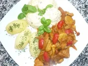 Wurstpfanne mit Salzkartoffeln und Rahmblumenkohl - Rezept