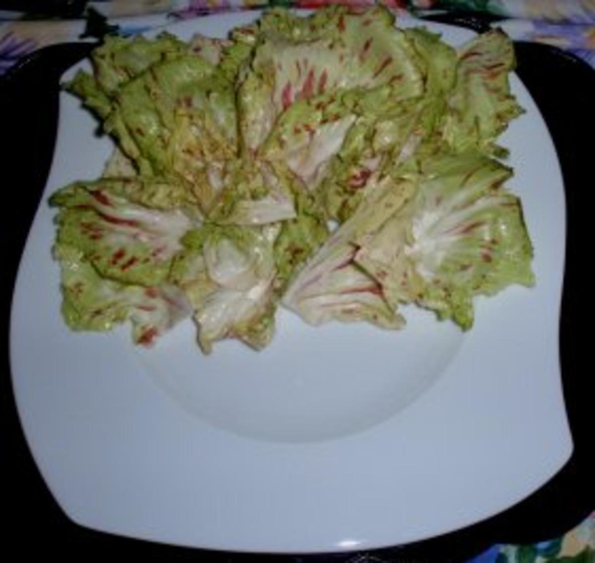 Schollenfilet Natur mit Gemüsezwiebel und Trevisana-Salat - Rezept - Bild Nr. 3