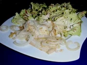 Schollenfilet Natur mit Gemüsezwiebel und Trevisana-Salat - Rezept