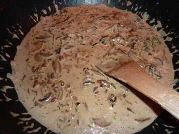 Fl/Schwein: Nudel in Champignonsoße - Rezept - Bild Nr. 7