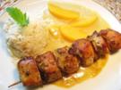 Geflügel-Spießchen - mit fruchtiger Curry-Rahm-Soße - Rezept