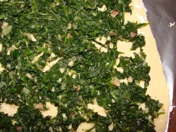 Rezept: Beilage : - Spinat- Kartoffelroulade - Bild Nr. 2 Beilage : - Spinat- Kartoffelroulade - - Rezept - Bild Nr. 2