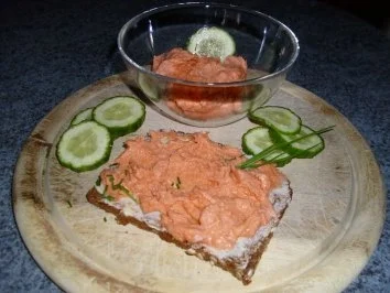 Rezept: Brotaufstrich: Alaska Seelachs selbstgemacht! Brotaufstrich: Alaska Seelachs selbstgemacht! - Rezept