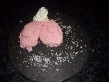 Dessert : Erdbeermousse mit Crème fraîche - Rezept