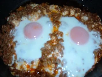 Eier im Hackfleisch-Nest - Rezept - Bild Nr. 3