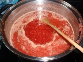 Rezept: Erdbeer-Orangen-Marmelade Bild Nr. 2 Erdbeer-Orangen-Marmelade - Rezept - Bild Nr. 2