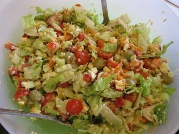 Rezept: Bunter Salat mit Bulgur und gebratenen Putenbruststreifen Bild Nr. 2 Bunter Salat mit Bulgur und gebratenen Putenbruststreifen - Rezept - Bild Nr. 2