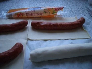 Mettwurst Im Blätterteigmantel - Rezept