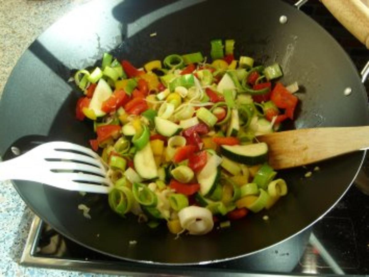 Buntes Gemüse-Curry im Wok - Rezept - Bild Nr. 2