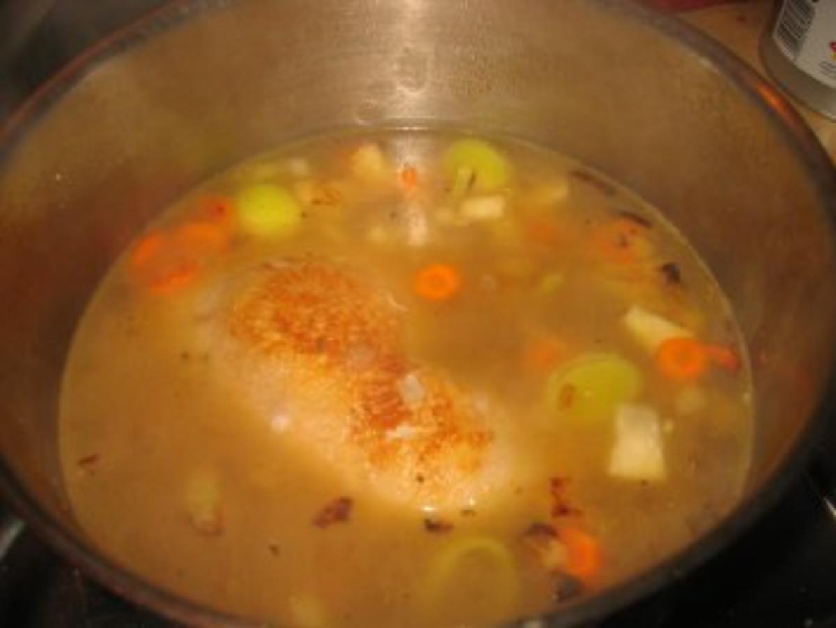 Suppe: Gebratenes Hendlbein Süppchen! - Rezept - Bild Nr. 3
