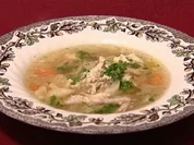 Hühnerkraftbrühe mit Einlage (Johanna Jacob) - Rezept