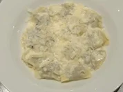 Hausgemachte Agnolotti mit Fleischfüllung und Wodka - Rezept