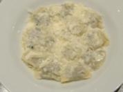 Hausgemachte Agnolotti mit Fleischfüllung und Wodka - Rezept