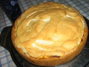 Käse-Manderinen-Kuchen mit Baiserhaube - Rezept