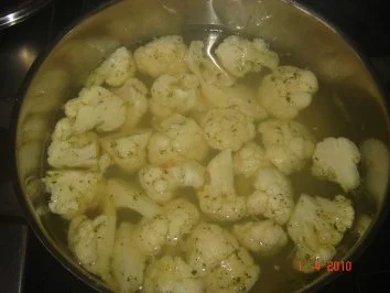 Rezept: Suppen : Einfache Blumenkohlsuppe Bild Nr. 2 Suppen : Einfache Blumenkohlsuppe - Rezept - Bild Nr. 2