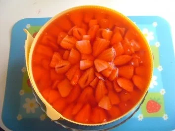 TORTE: MEINE ERDBEER-SCHMAND-TORTE - Rezept - Bild Nr. 7