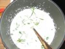 Carpaccio von Erdbeeren mit grünem Pfeffer und Waldmeisterparfait - Rezept