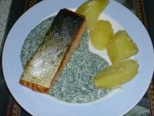 Lachs mit grüner Sauce - Rezept