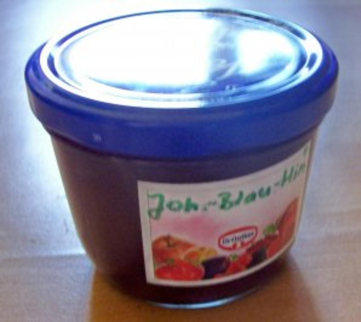 Einmachen: Beeren-Marmelade aus Johannisbeeren, Blaubeeren und Himbeeren - Rezept