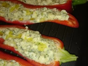 Gebackene Paprikaschoten mit Käse - Rezept - Bild Nr. 7