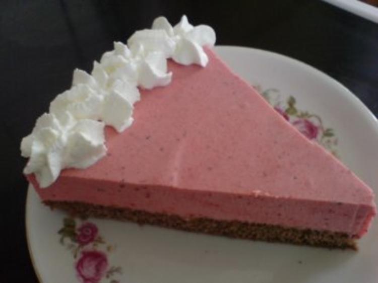 Erdbeer-Sahne-Torte - Rezept mit Bild - kochbar.de