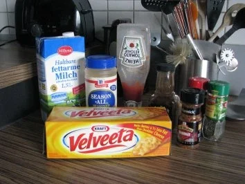 Rezept: "DIP/SAUCE" Schatzi's Nacho-Cheese-Dip Bild Nr. 2 "DIP/SAUCE" Schatzi's Nacho-Cheese-Dip - Rezept - Bild Nr. 2