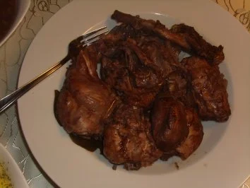 Rezept: Fleischgerichte: Kaninchen in Rotwein geschmort Fleischgerichte: Kaninchen in Rotwein geschmort - Rezept