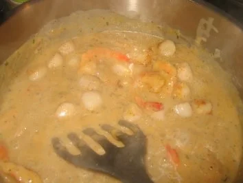 Meeresfrüchte: Jacobsmuscheln, Crevetten in würzigem Sösschen - Rezept - Bild Nr. 2