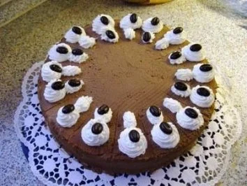 Rezept: Schokoladen-Sahne-Torte Schokoladen-Sahne-Torte - Rezept