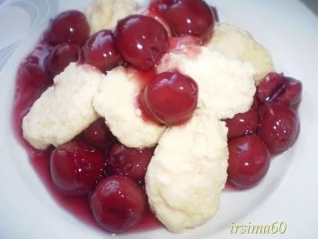 Rezept: Grießklösschen an Kirschkompott Bild Nr. 7 Grießklösschen an Kirschkompott - Rezept - Bild Nr. 7