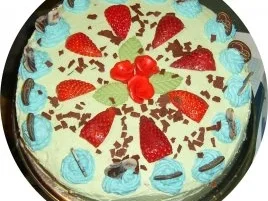 Erdbeertorte mit Schokoraspeln schnell und leicht - Rezept