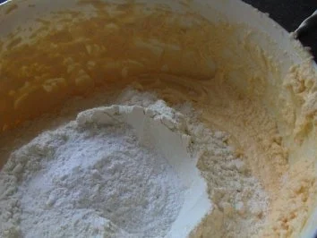 Rezept: Osterhäschen und Osterlämmchen Bild Nr. 5 Osterhäschen und Osterlämmchen - Rezept - Bild Nr. 5