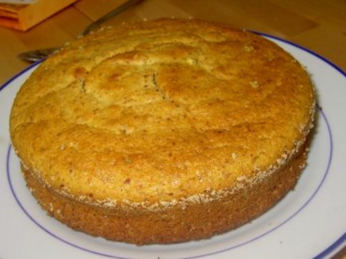 Orientalischer Orangenkuchen - einfach - 344 kcal/100g