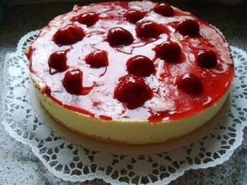 Philadelphia-Zitronen-Torte mit Erdbeeren - Rezept