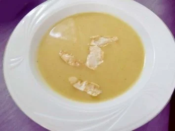 Rezept: Selleriesüppchen (Bild ist eingestellt) Selleriesüppchen (Bild ist eingestellt) - Rezept