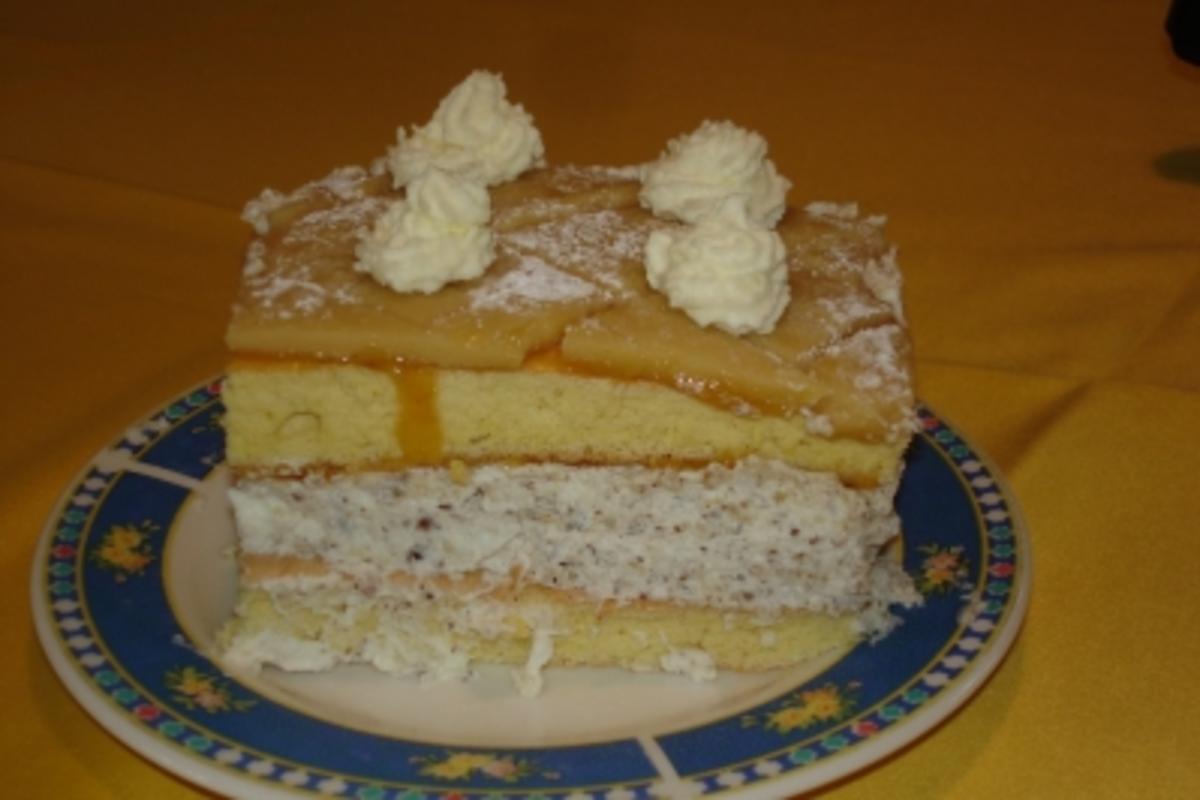 Bilder für Marzipan-Nuss-Schnitten - Rezept