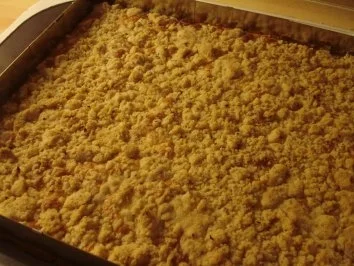 Rezept: Apfelkuchen mit Streuseln Bild Nr. 2 Apfelkuchen mit Streuseln - Rezept - Bild Nr. 2