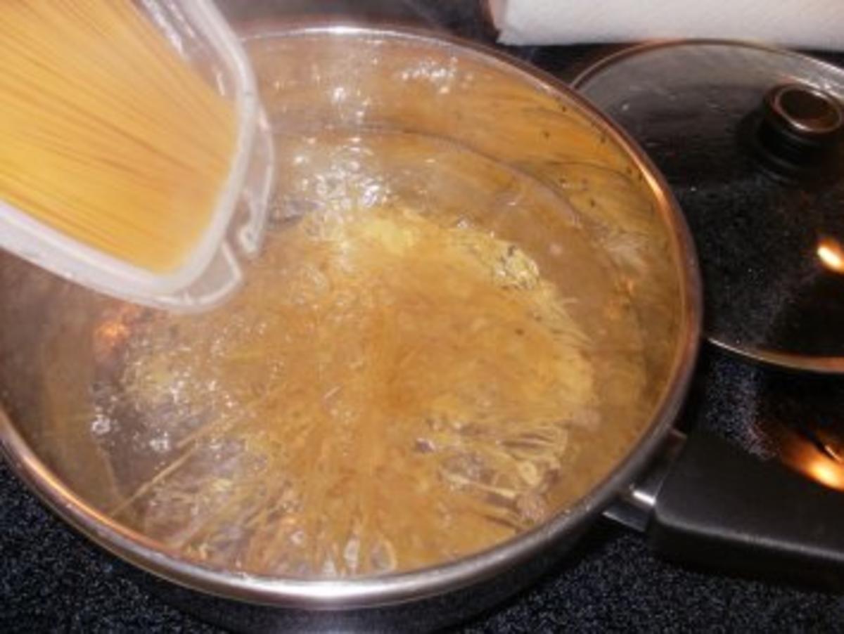 Spaghetti mit grilled Shrimps, Zucchini, und Salsa Verde Sosse - Rezept - Bild Nr. 10