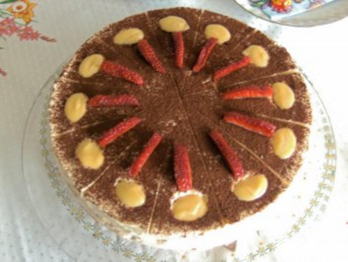 Erdbeer - Mascarpone - Torte mit Eierlikör - Rezept - kochbar.de