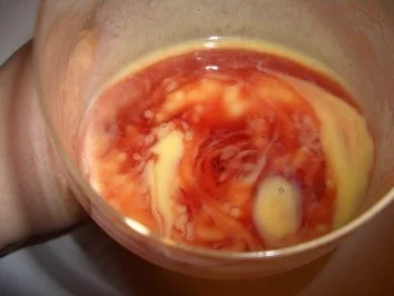 Rezept: Getränke : Eierlikör ~ Kiss Bild Nr. 6 Getränke : Eierlikör ~ Kiss - Rezept - Bild Nr. 6