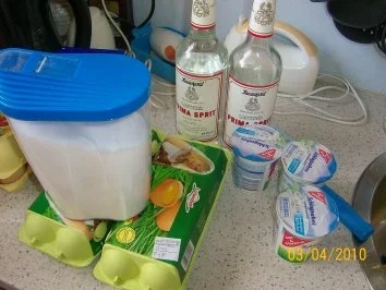 Rezept: Eierlikörchen Selbst gemacht Eierlikörchen Selbst gemacht - Rezept